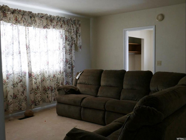 680 N State St E, Sigurd, UT 84657 — photo 11