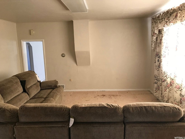 680 N State St E, Sigurd, UT 84657 — photo 12