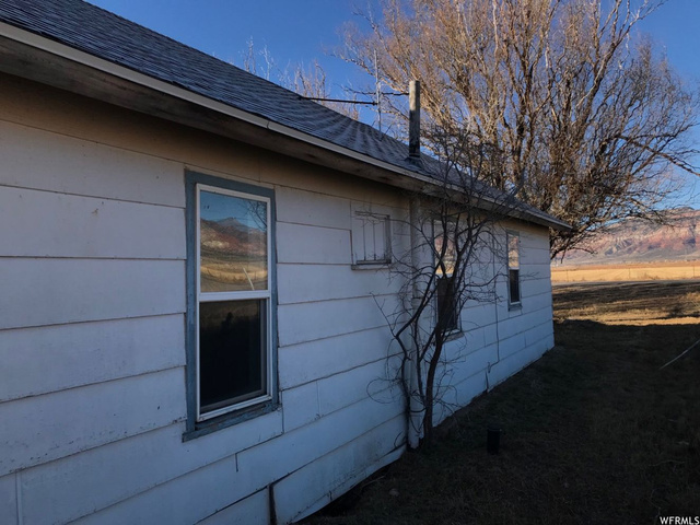 680 N State St E, Sigurd, UT 84657 — photo 7