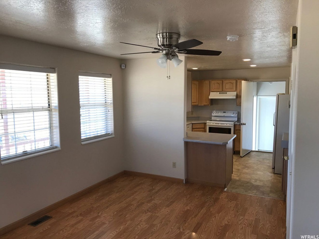 860 N State St E, Sigurd, UT 84657 — photo 6