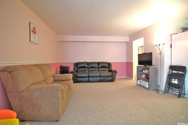 2352 W Chateau Dr S, Roy, UT 84067 — photo 3
