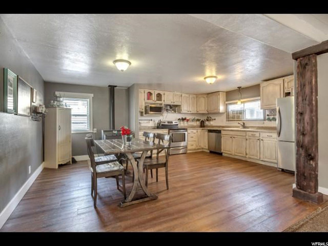 130 W Stack, Eureka, UT 84628 — photo 10