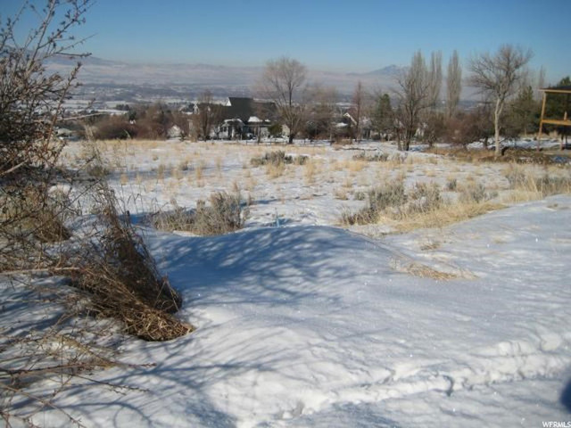 879 Grandview Dr, Providence, UT 84332 — photo 2