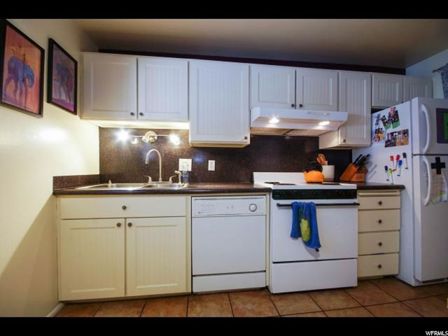 200 E Maple St #12, Murray, UT 84107 — photo 8