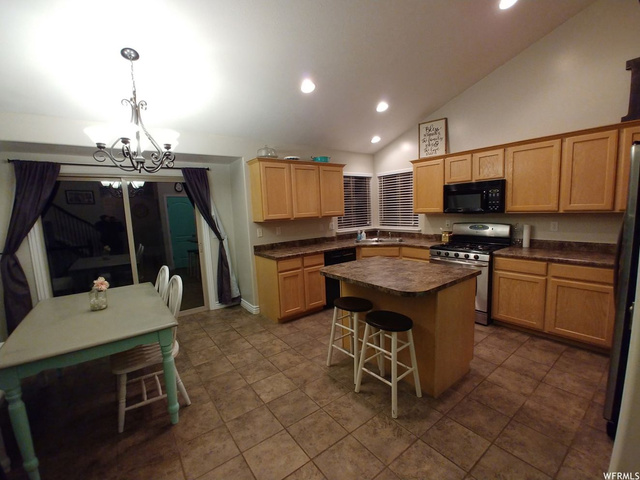 4616 S 3050 W, Roy, UT 84067 — photo 4