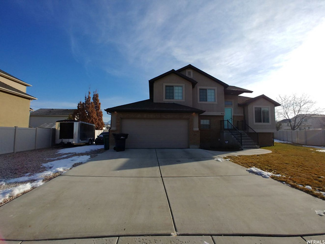 4616 S 3050 W, Roy, UT 84067 — photo 2