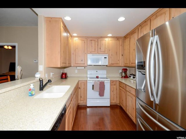 490 E 700 S #C29, Clearfield, UT 84015 — photo 10