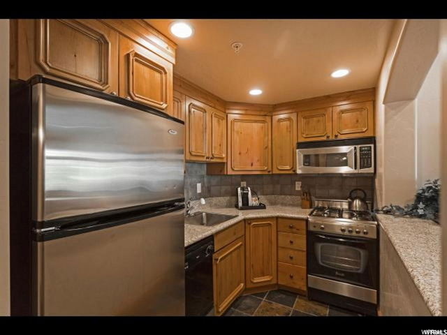 840 W Bigler, Midway, UT 84049 — photo 4