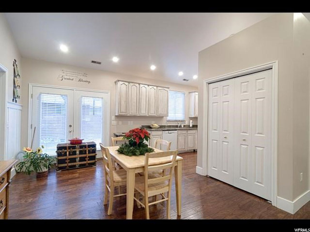 427 W Rawlins Cir, Centerville, UT 84014 — photo 5