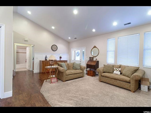 427 W Rawlins Cir, Centerville, UT 84014 — photo 4