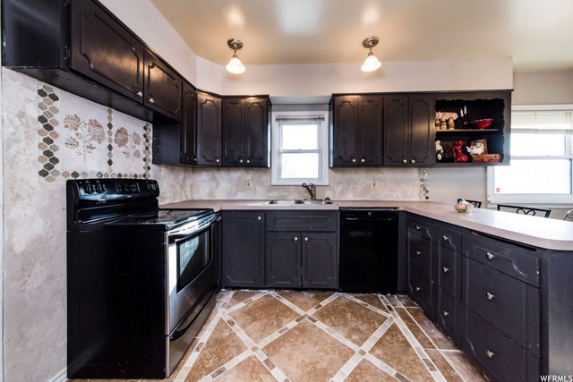 2666 S Main St, Nibley, UT 84321 — photo 4