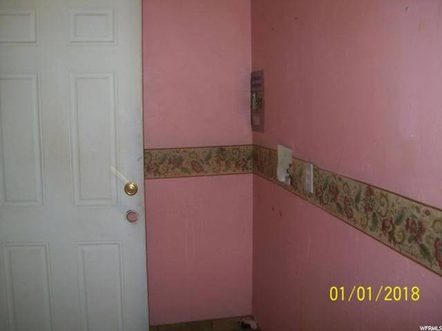 358 E Center St, Richfield, UT 84701 — photo 7