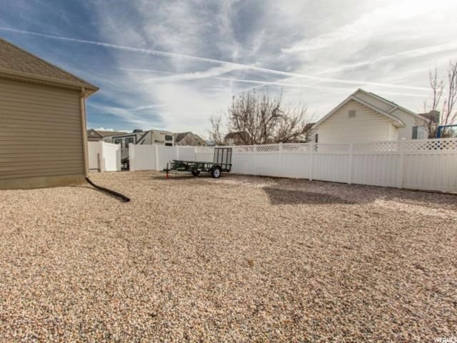 2623 N 2275 W, Clinton, UT 84015 — photo 4