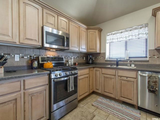 2623 N 2275 W, Clinton, UT 84015 — photo 6