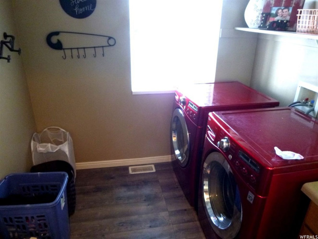 296 E 1900 S, Clearfield, UT 84015 — photo 11