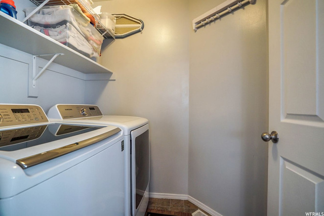 925 E James Cir, Clearfield, UT 84015 — photo 11