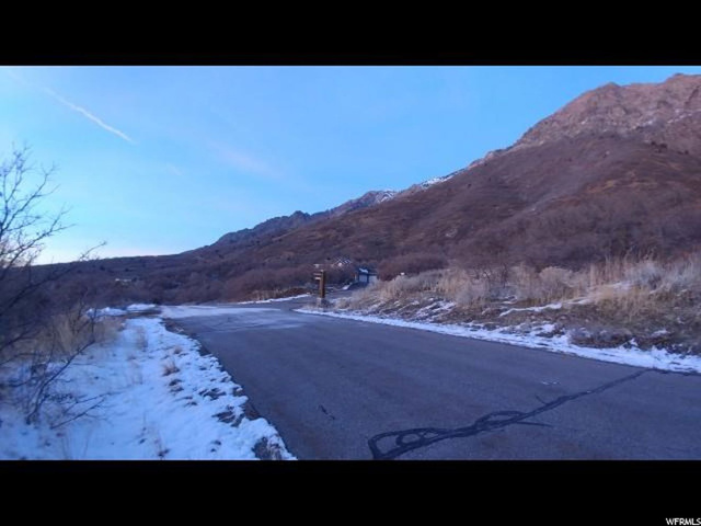 4903 N Pole Patch Dr, Pleasant View, UT 84414 — photo 4
