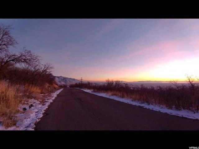 4903 N Pole Patch Dr, Pleasant View, UT 84414 — photo 2