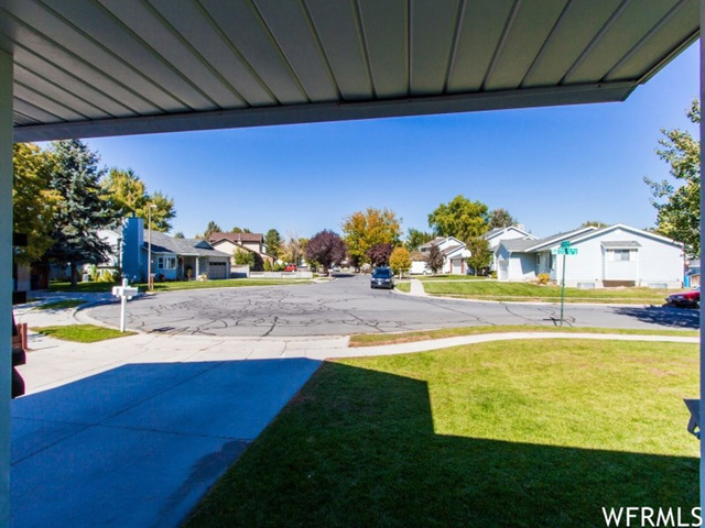 772 E Drystone Ave, Sandy, UT 84094 — photo 3