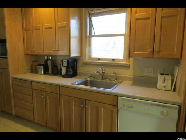 8544 S 300 E, Sandy, UT 84070 — photo 3