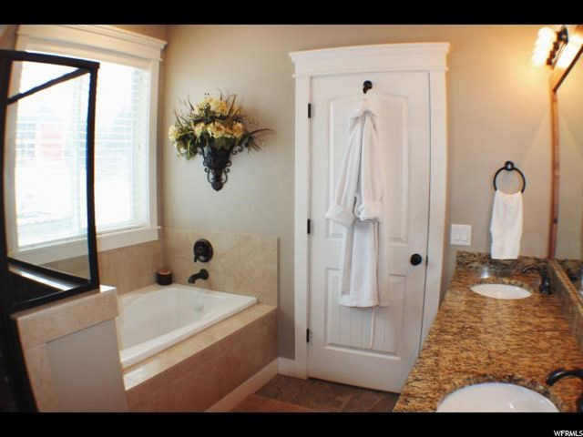 859 E 400 S, River Heights, UT 84321 — photo 7