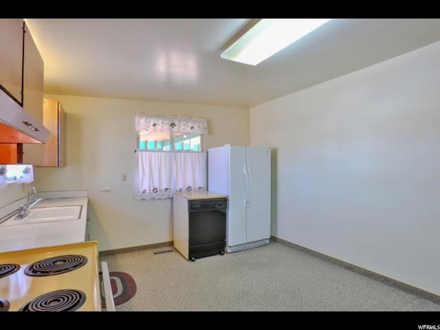 434 W 825 N, Sunset, UT 84015 — photo 10