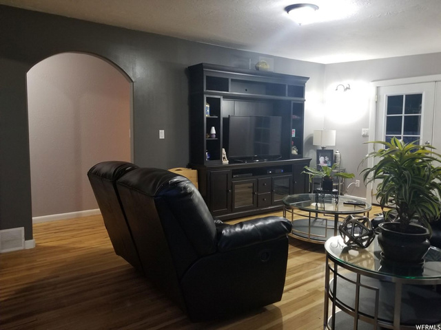 674 W 2400 N, Clinton, UT 84015 — photo 3
