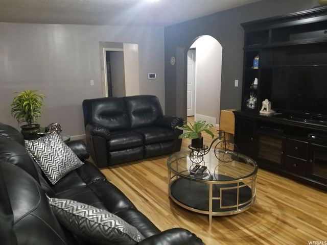 674 W 2400 N, Clinton, UT 84015 — photo 5
