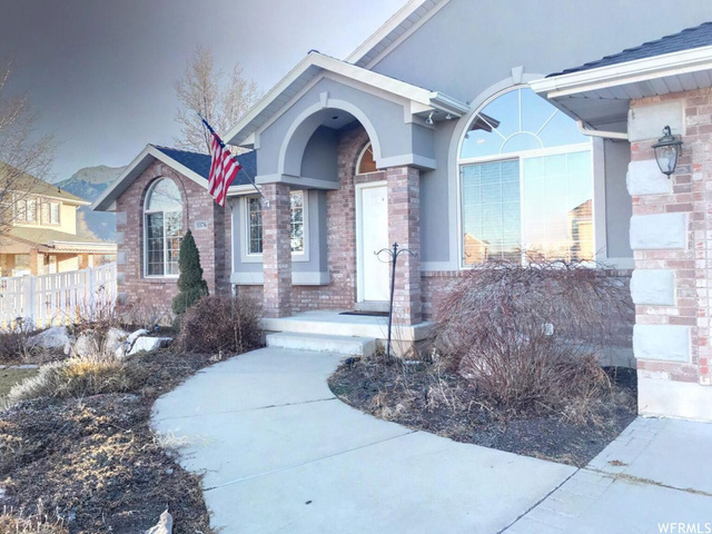 5576 S 200 E, Washington Terrace, UT 84405 — photo 5