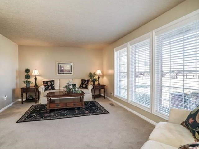 1783 W 4425 S, Roy, UT 84067 — photo 2