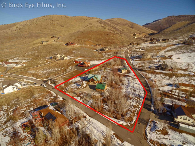 8968 E Pineview Dr, Huntsville, UT 84317 — photo 2