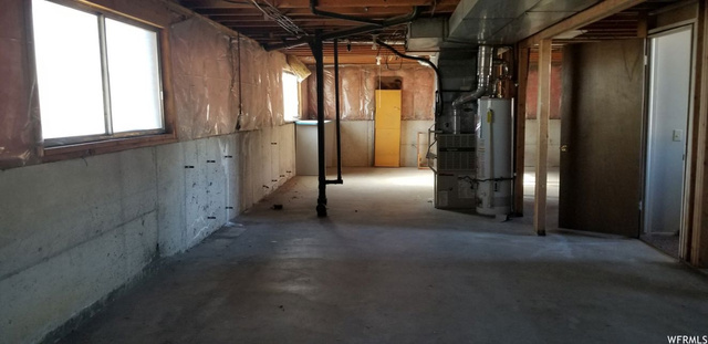 303 E 1000 N, Harrisville, UT 84404 — photo 12