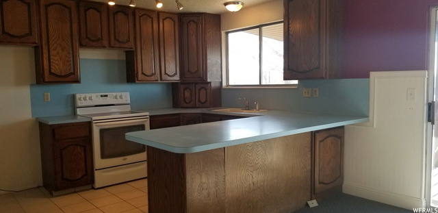 303 E 1000 N, Harrisville, UT 84404 — photo 3
