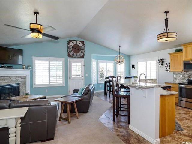 1584 N 100 E, Layton, UT 84041 — photo 3