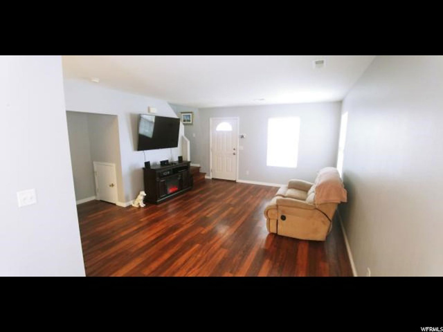 2018 N 2125 W, Clinton, UT 84015 — photo 4