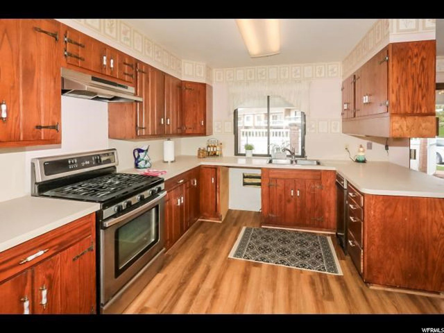 1444 E Terrace Dr, Bountiful, UT 84010 — photo 12