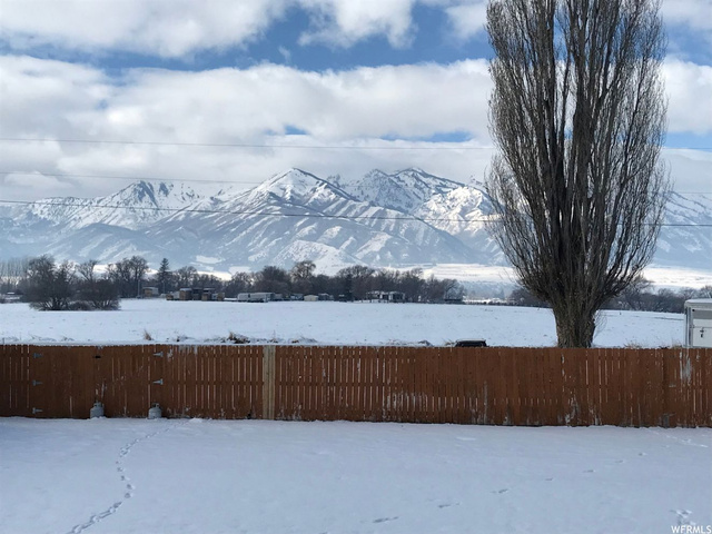 335 N 1090 W, Hyrum, UT 84319 — photo 11