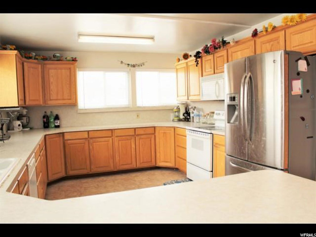 4810 S 2350 W, Roy, UT 84067 — photo 3