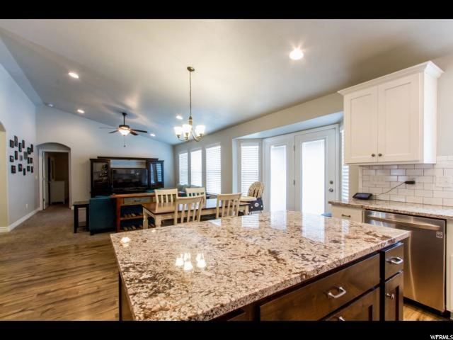 2433 N 1445 W, Clinton, UT 84015 — photo 7