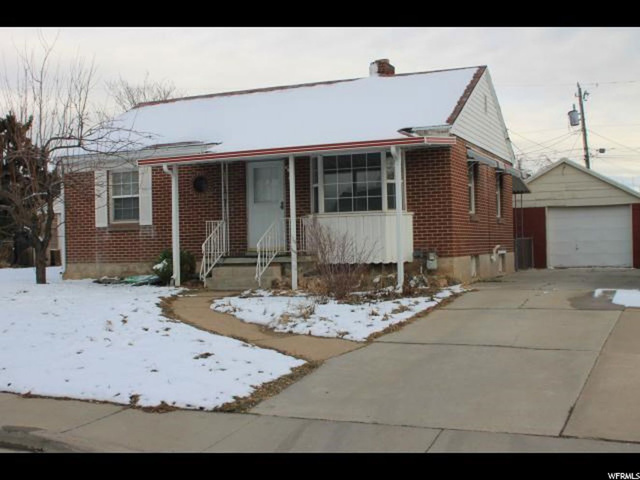 131 Parkway Dr, Clearfield, UT 84015 — photo 2