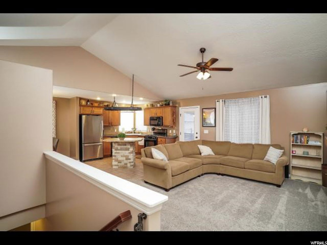2007 N 2645 W, Clinton, UT 84015 — photo 4