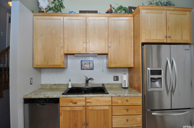 10273 S Crocus St E, Sandy, UT 84094 — photo 10