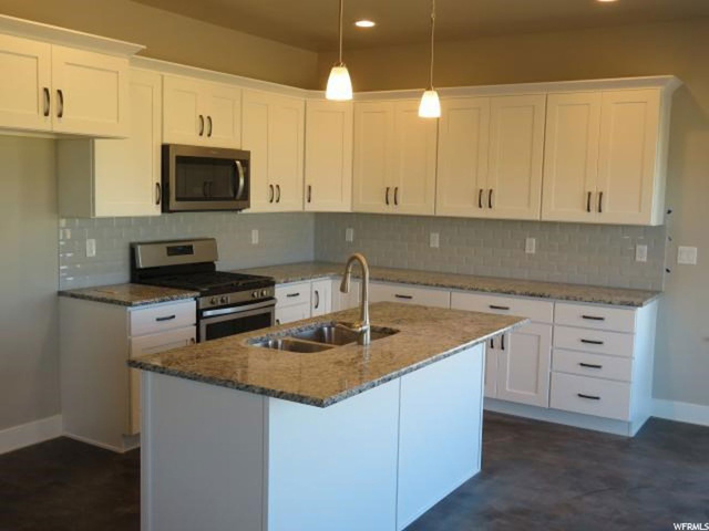 516 S 770 E, Hyrum, UT 84319 — photo 2
