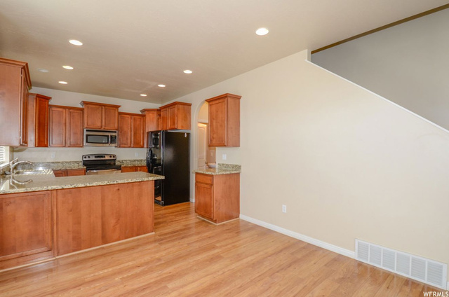 4563 W 5850 S, Hooper, UT 84315 — photo 11