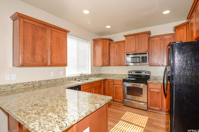 4563 W 5850 S, Hooper, UT 84315 — photo 9