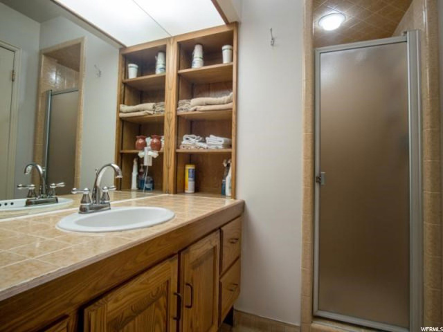 744 E Shady Tree Ct, Millcreek, UT 84106 — photo 9