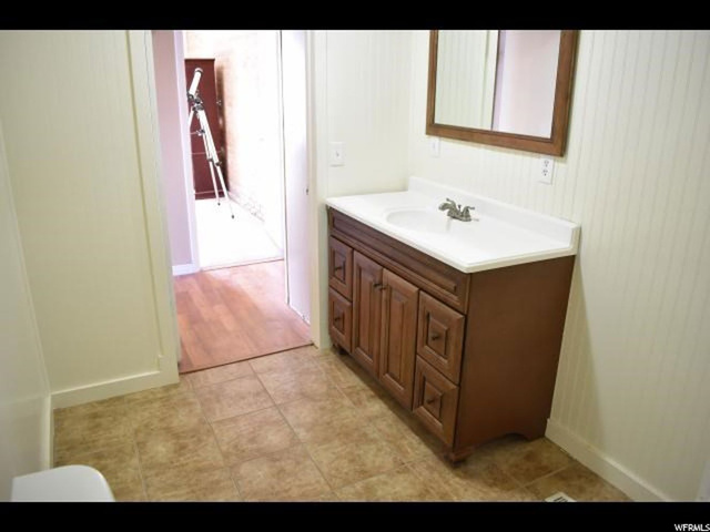 239 E 200 S, Richfield, UT 84701 — photo 10