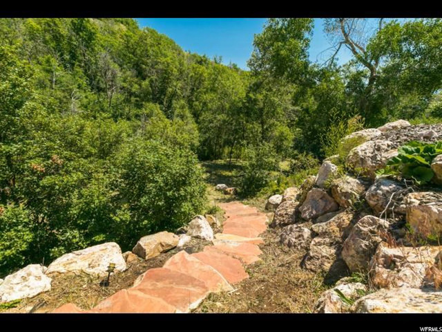 1218 N Maple Dr E, Huntsville, UT 84317 — photo 8