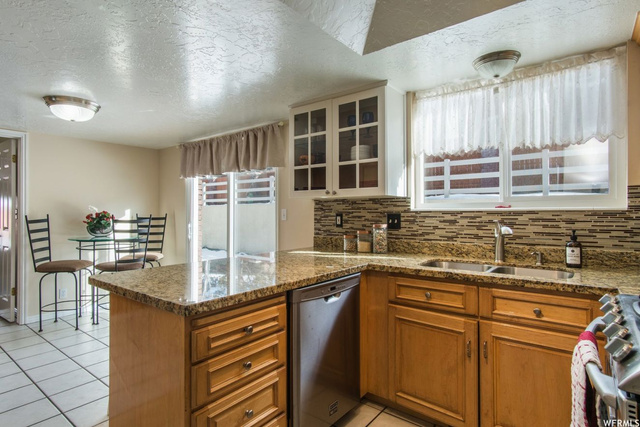 2430 E 10305 S, Sandy, UT 84092 — photo 8