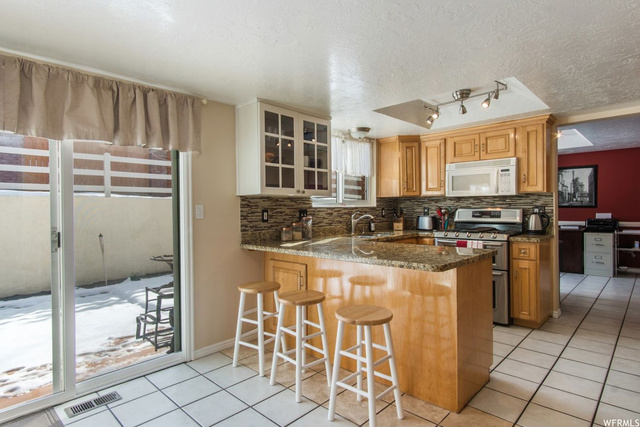 2430 E 10305 S, Sandy, UT 84092 — photo 11